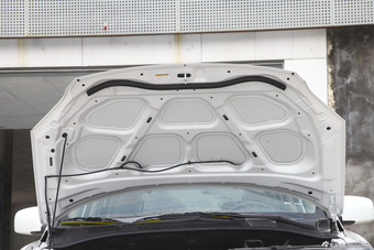 2013款狮跑 2.0L手动两驱GL