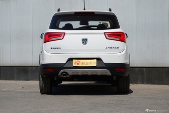 2016款宝骏560 1.8L手动舒适型