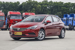 2016款威朗轿跑1.5L自动领先型15S 玛瑙红