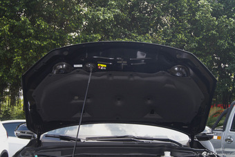 2015款哈弗H6运动版1.5T手动四驱精英型