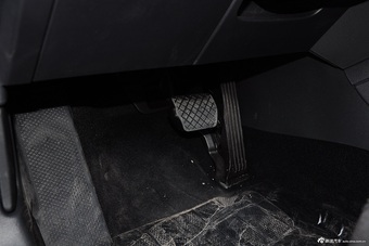 2015款速腾1.6L自动时尚型