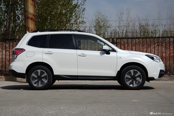 2016款森林人2.0L自动豪华导航版