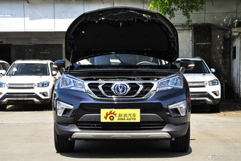 2016款长安CS15 1.5L手动豪华版图片