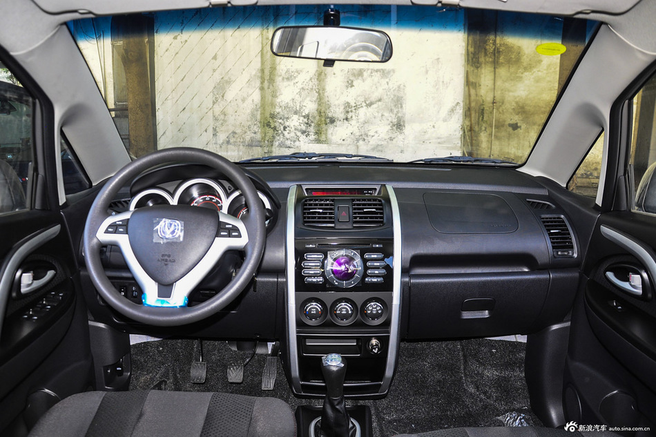 2014款长安CX20 1.4L手动运动版国5