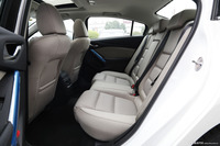 2015款阿特兹2.0L自动蓝天时尚版