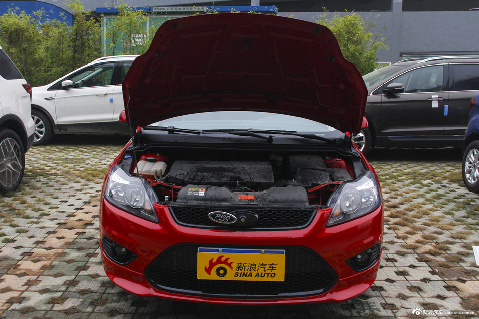 2013款福克斯两厢经典1.8L手动时尚型