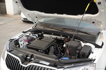 2017款明锐1.6L自动创行版