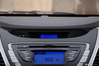 2015款朗动1.6L自动时尚型