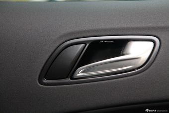 2013款奥迪TTS Coupe 2.0TFSI quattro