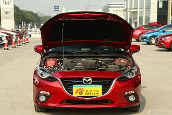 2016款马自达3昂克赛拉2.0L自动两厢旗舰型