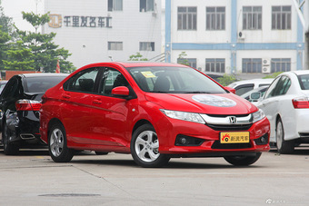 2015款锋范1.5L CVT自动豪华版