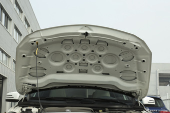 2015款奔驰GLA260 2.0T自动4MATIC 运动型