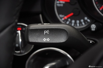 2014款保时捷Panamera 4 Executive 3.0T