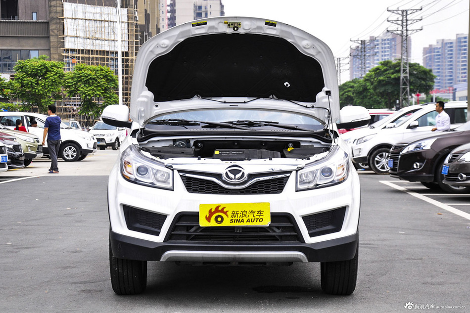 2016款北汽幻速S2 1.5L手动舒适型国V