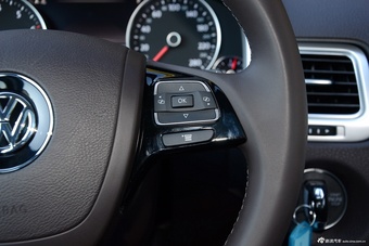 2016款途锐3.0T自动R-Line