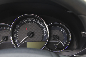 2016款雷凌1.6L自动精英版G