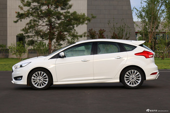 2015款福克斯两厢1.5L GTDi自动运动型