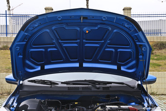 2013款赛欧三厢1.4L手动理想幸福版