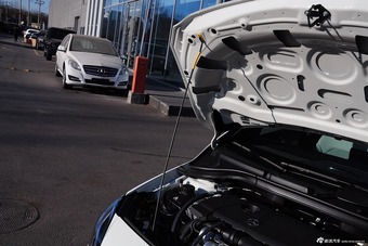 2015款奔驰B级B200动感型