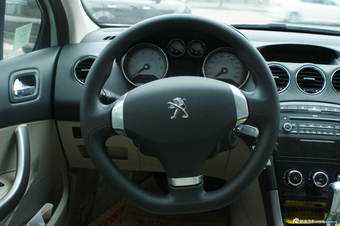 2013款东风标致408