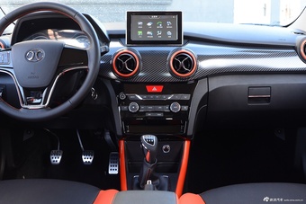 2015款北汽绅宝X25 1.5L手动舒适型