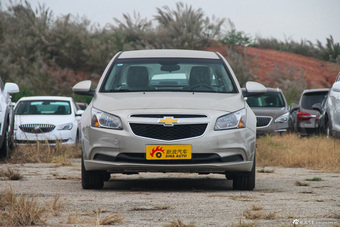 2016款科鲁兹1.5L手动经典SL MT