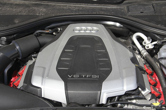 2016款奥迪A7 3.0T自动50TFSI quattro舒适型