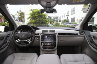 2014款 奔驰R400 3.0T自动4MATIC豪华型图片