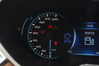 2016款DX7 1.5T手动凯旋版