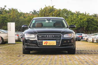 2014款奥迪A8L 3.0T自动45TFSI quattro豪华型