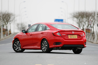 2016款思域1.5T手动220TURBO豪华型