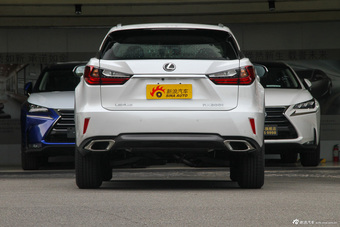 2016款雷克萨斯RX 2.0T自动200t两驱精英版