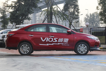 2014款威驰1.5L自动智尊版