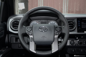 2016款塔库玛3.5L手动标准版