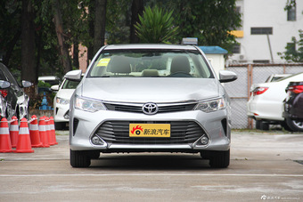 2015款凯美瑞2.0L自动领先型