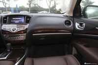 2014款英菲尼迪QX60 2.5T Hybrid 两驱卓越版