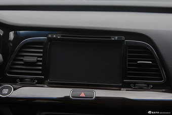 2015款起亚K4 1.8L自动DLX Special