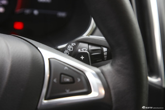 2015款锐界2.0T自动四驱豪锐型