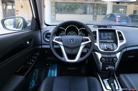 2015款逸动纯电动尊贵型