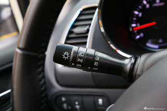 2015款起亚K3 1.6L自动Premium