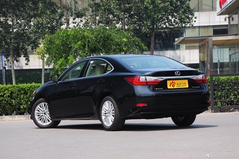 2015款雷克萨斯ES250典雅型