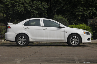 2014款翼神竞速版1.8L CVT舒适型