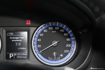 2014款锋驭1.6L CVT精英型