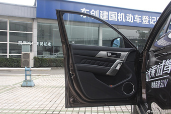 2015款哈弗H2 1.5T自动两驱精英型