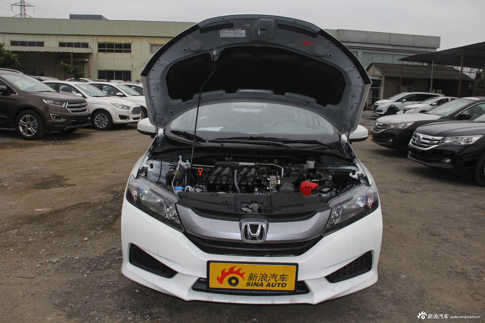 2015款锋范 1.5L手动进取版