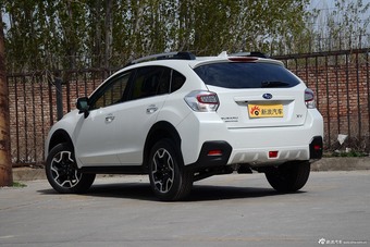2016款斯巴鲁XV 2.0L自动舒适导航版