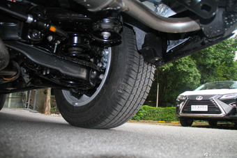 2016款雷克萨斯RX 2.0T自动200t两驱精英版