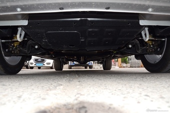 2016款瑞风M5 2.0T自动汽油公务版