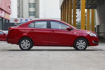 2015款艾瑞泽7 1.6L手动致尚版
