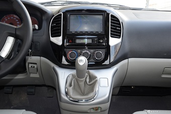 2016款菱智M5 2.0L手动7座豪华型L